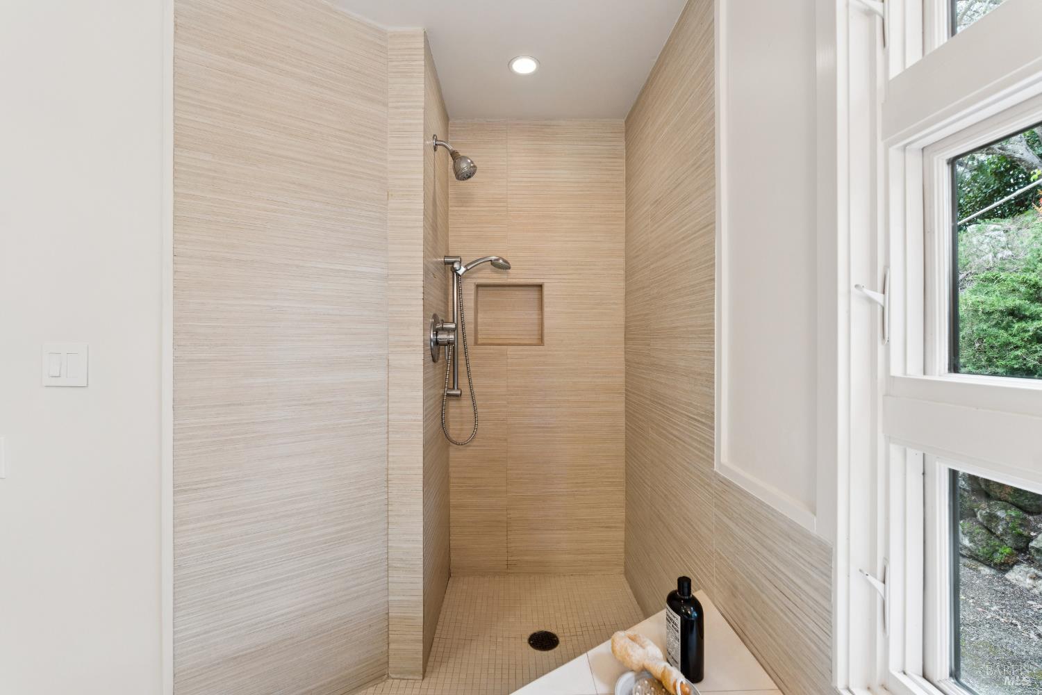 123 Almenar Drive