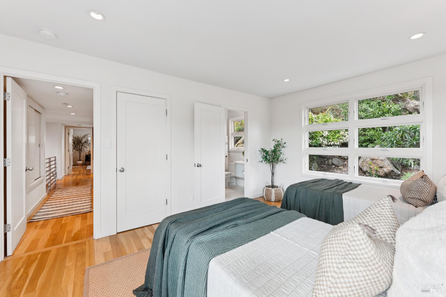 123 Almenar Drive