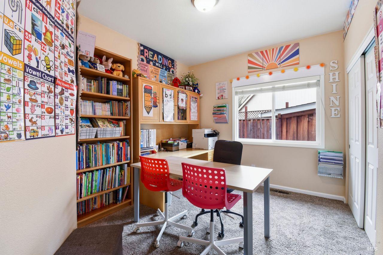 2174 Longhorn Circle