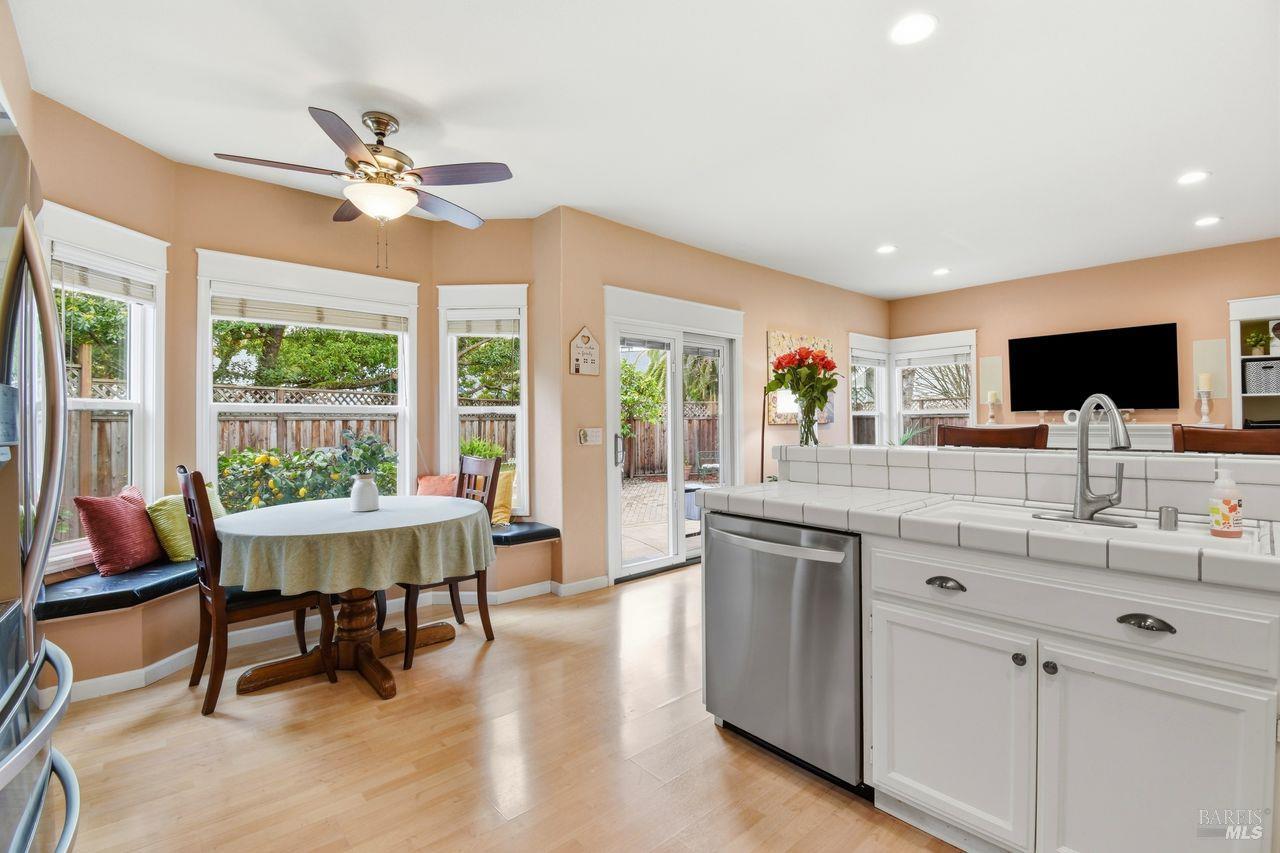 2174 Longhorn Circle