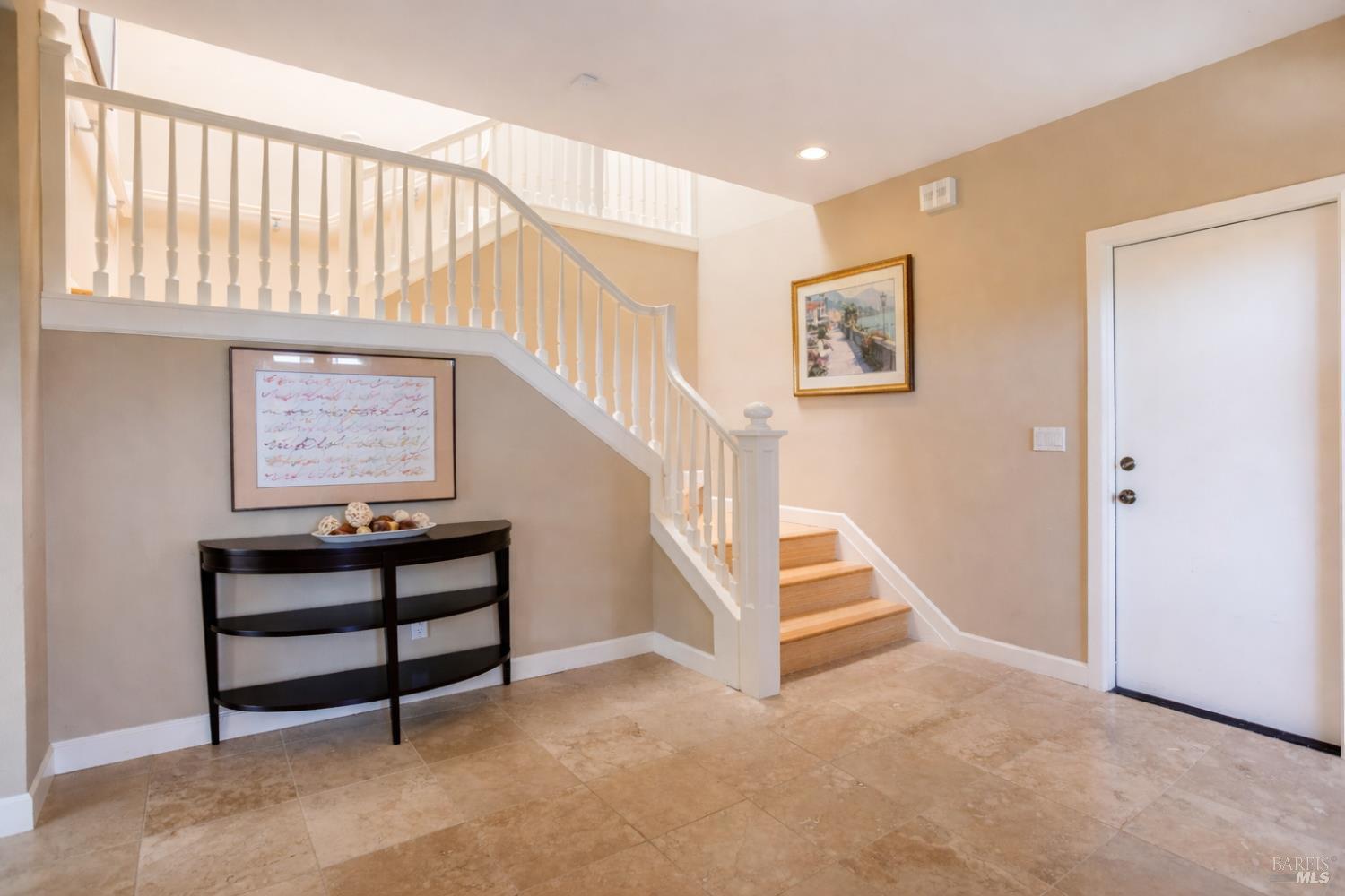 2901 Las Gallinas Avenue