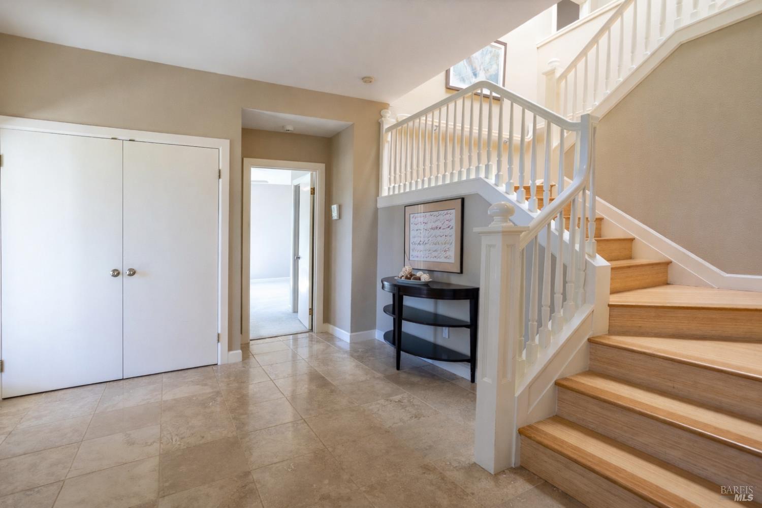 2901 Las Gallinas Avenue