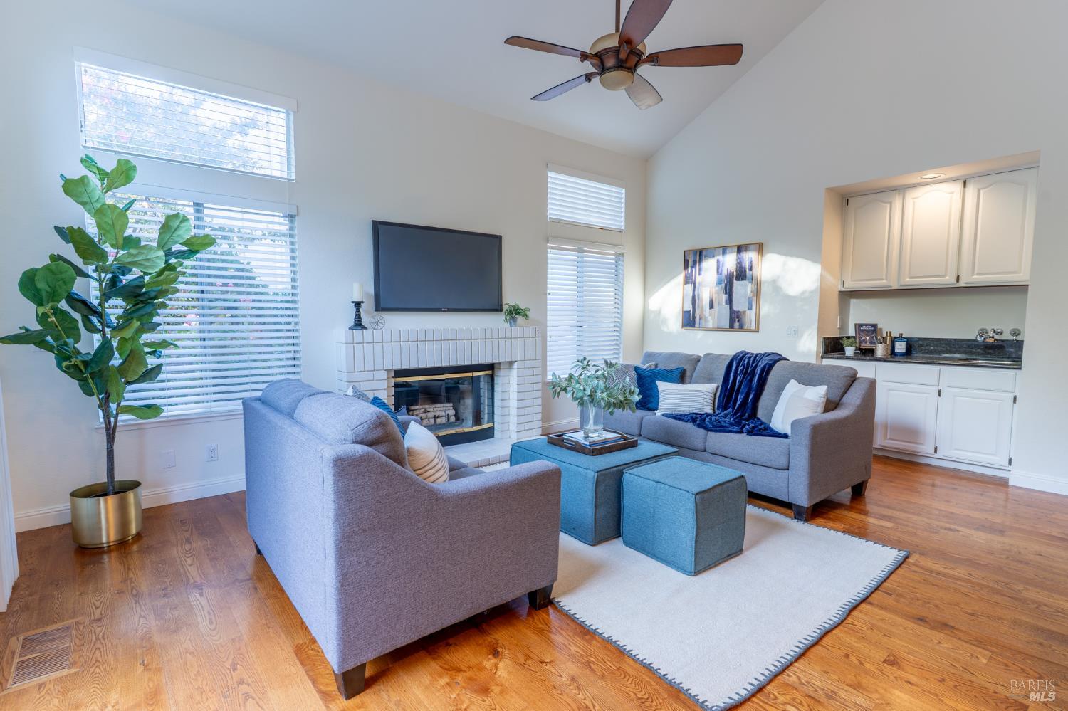 1125 Westview Drive