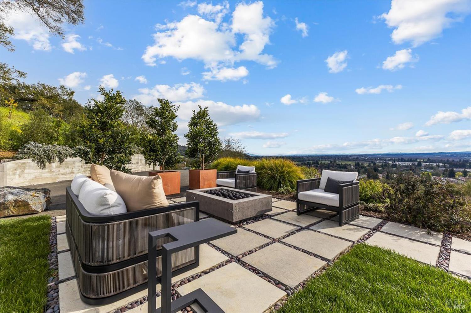 775 Benjamin Way
