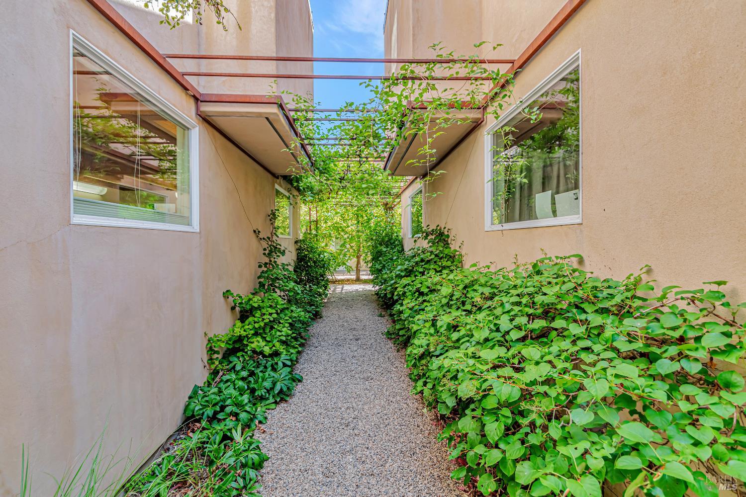 455 Florence Avenue