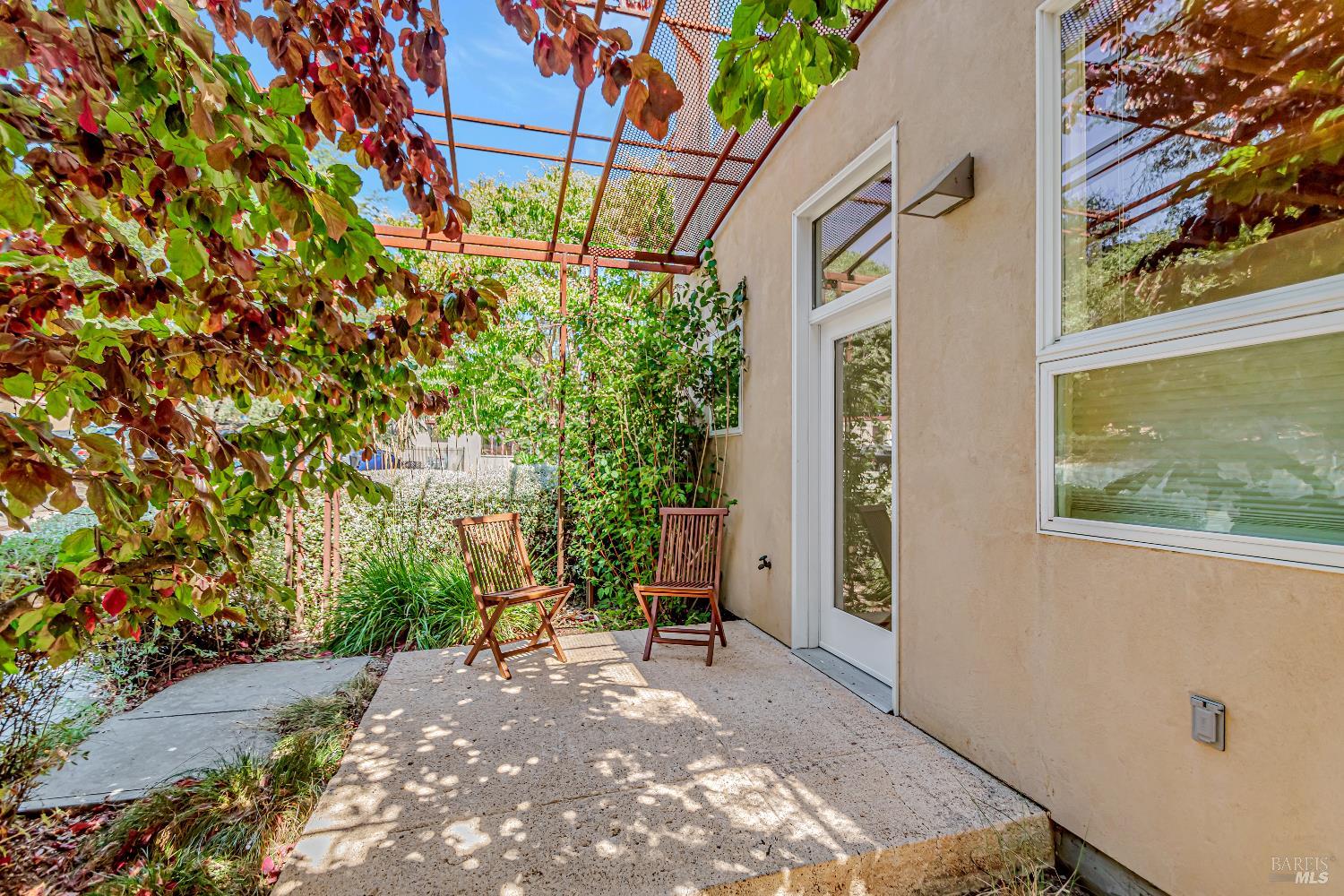 455 Florence Avenue