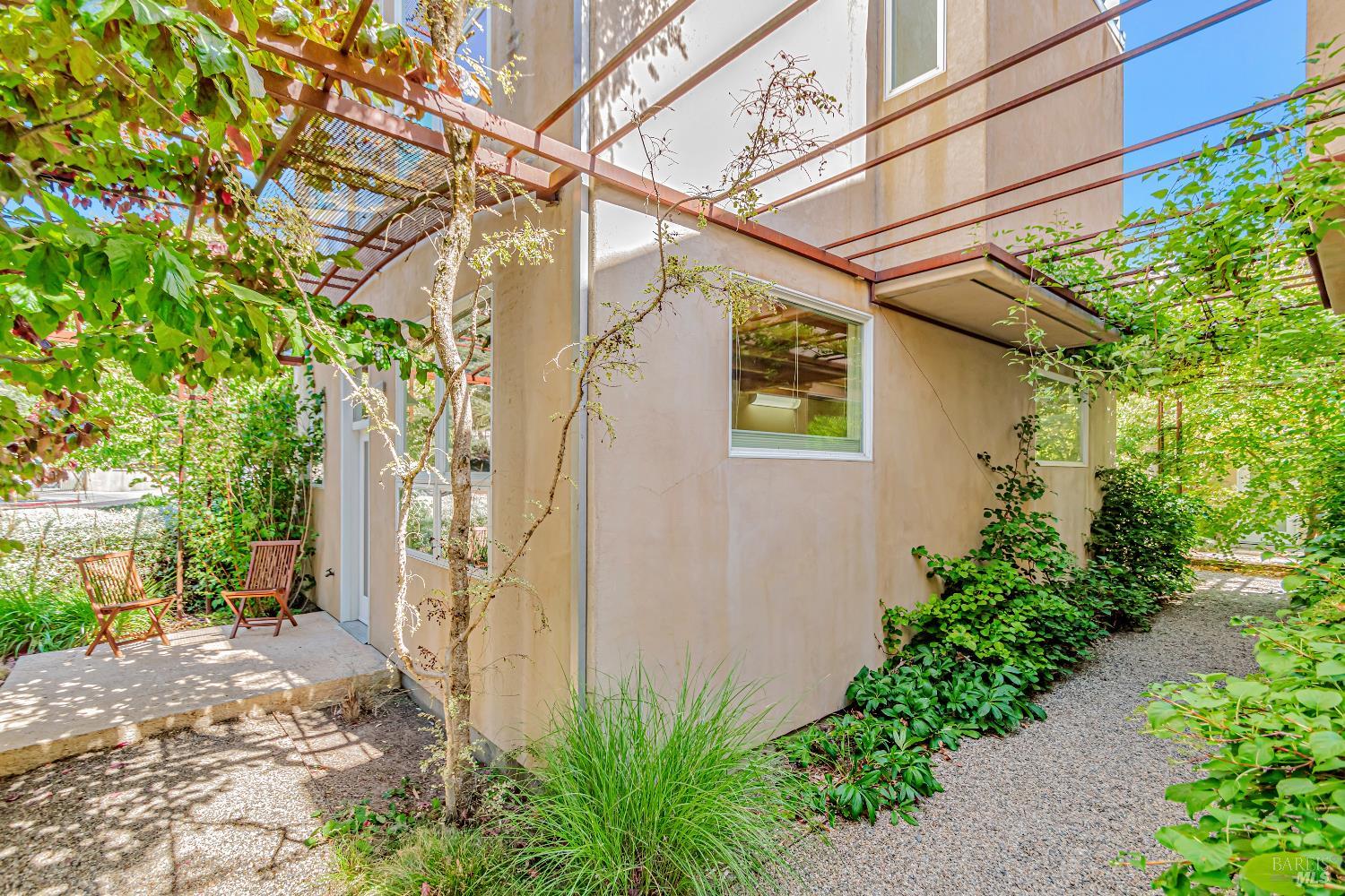 455 Florence Avenue