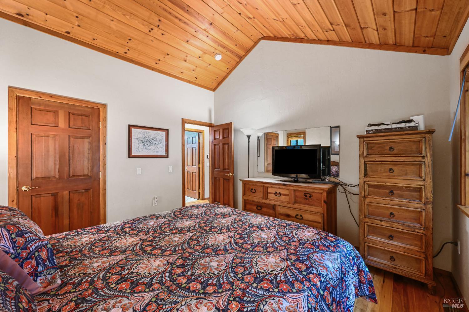 9 Huckleberry Heights