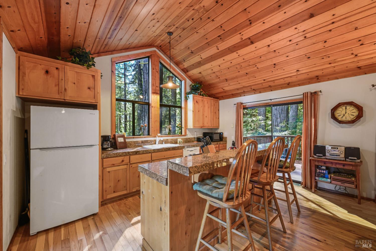 9 Huckleberry Heights