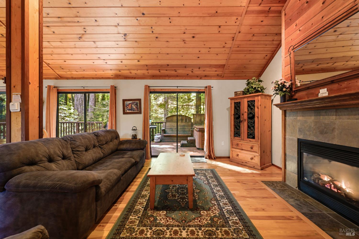 9 Huckleberry Heights