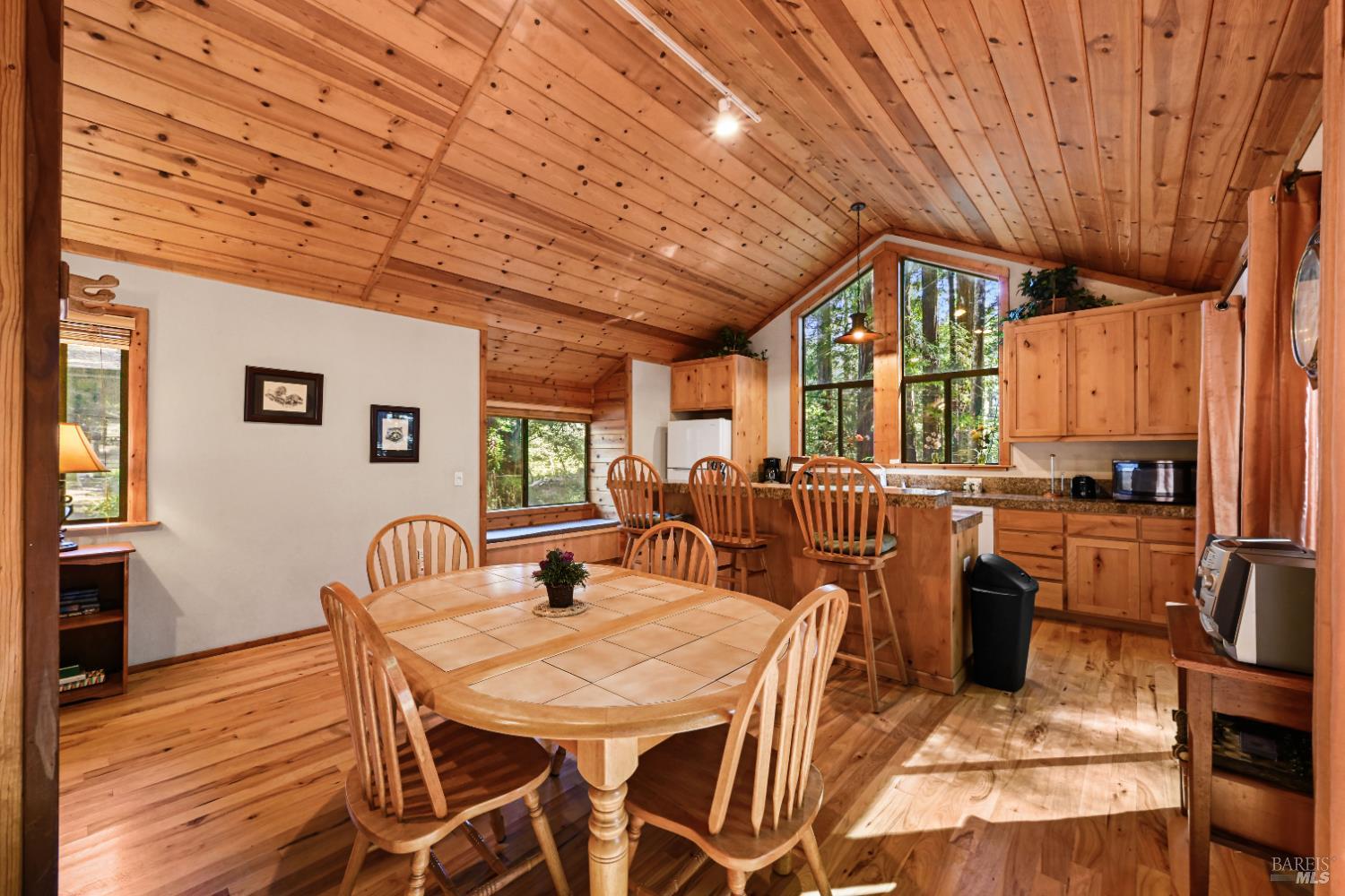 9 Huckleberry Heights