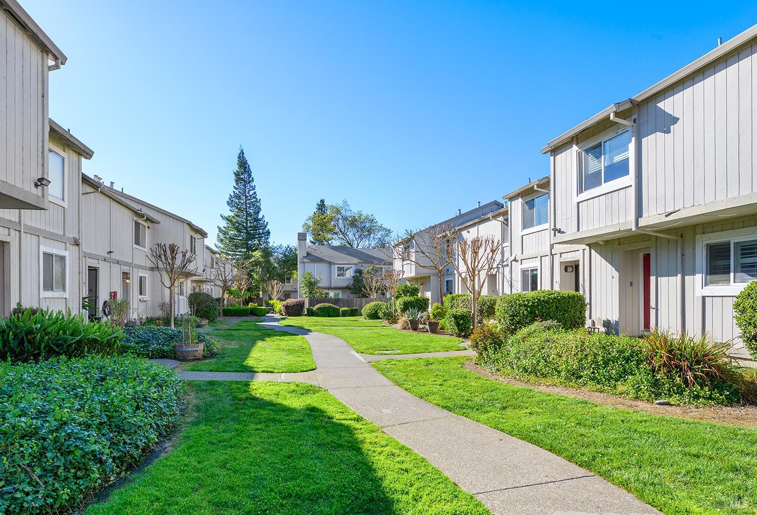 31 Front Street Unit: #E