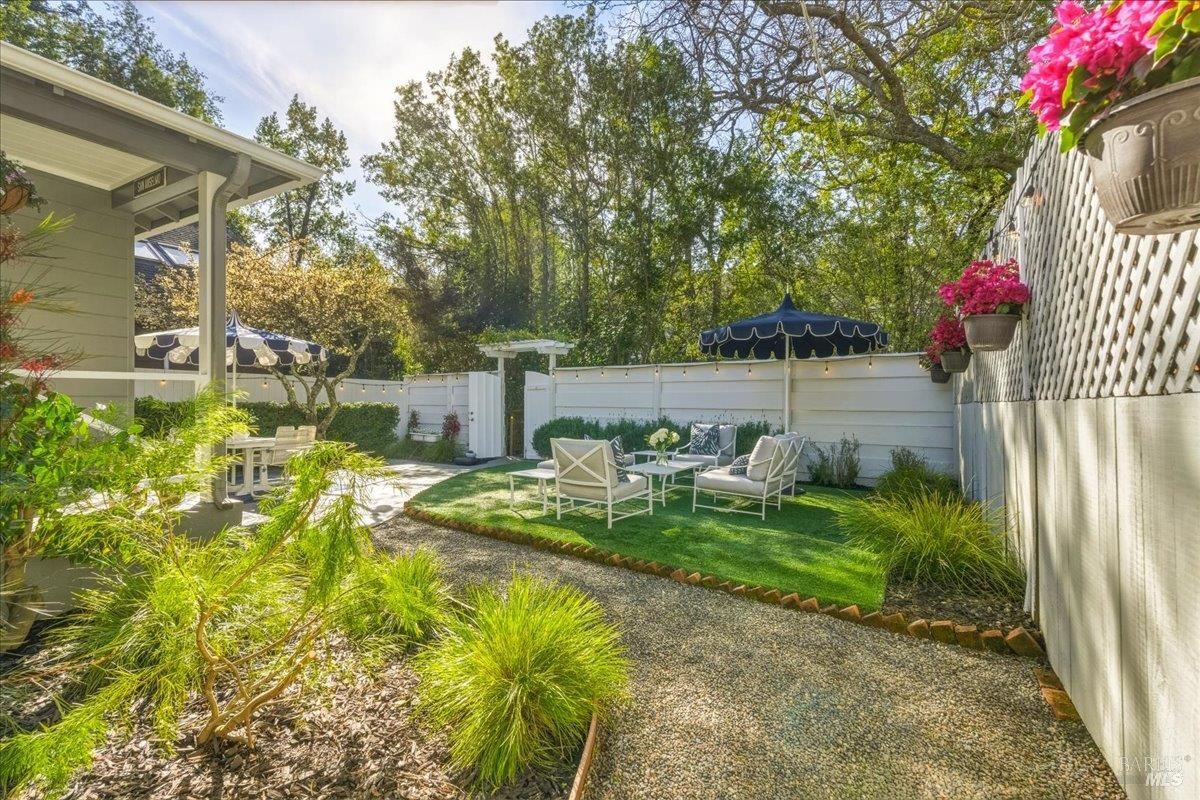 250 Butterfield Road