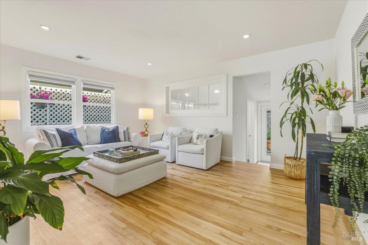 250 Butterfield Road