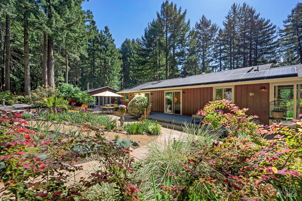 17600 Willow Creek Road