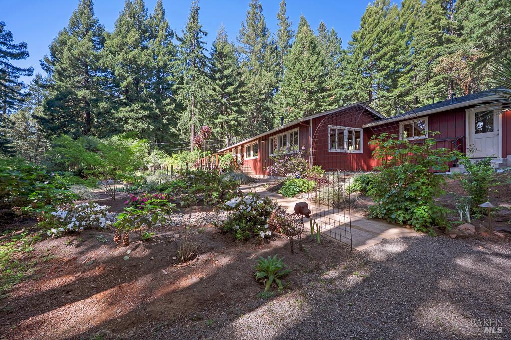 17600 Willow Creek Road