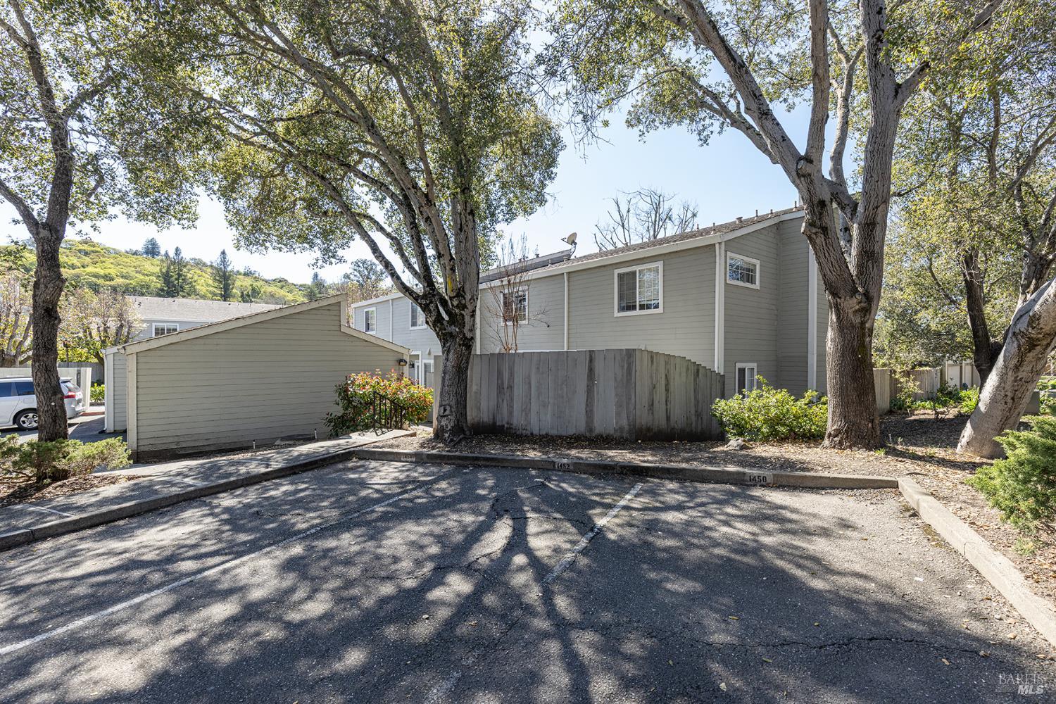 1452 Townview Avenue