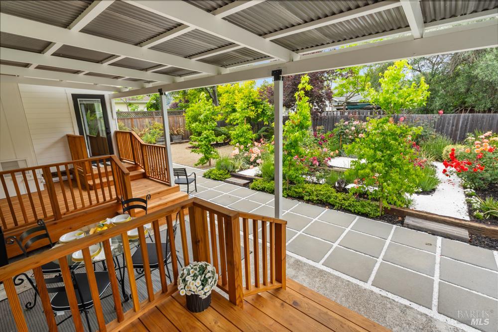 42 Billou Street