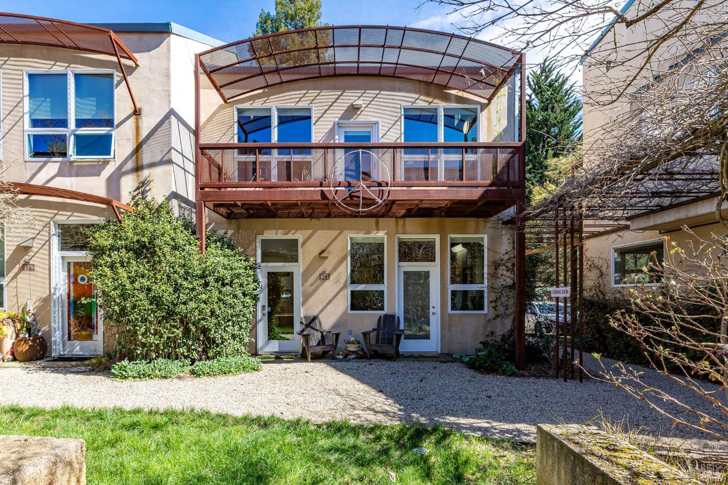 471 Florence Avenue