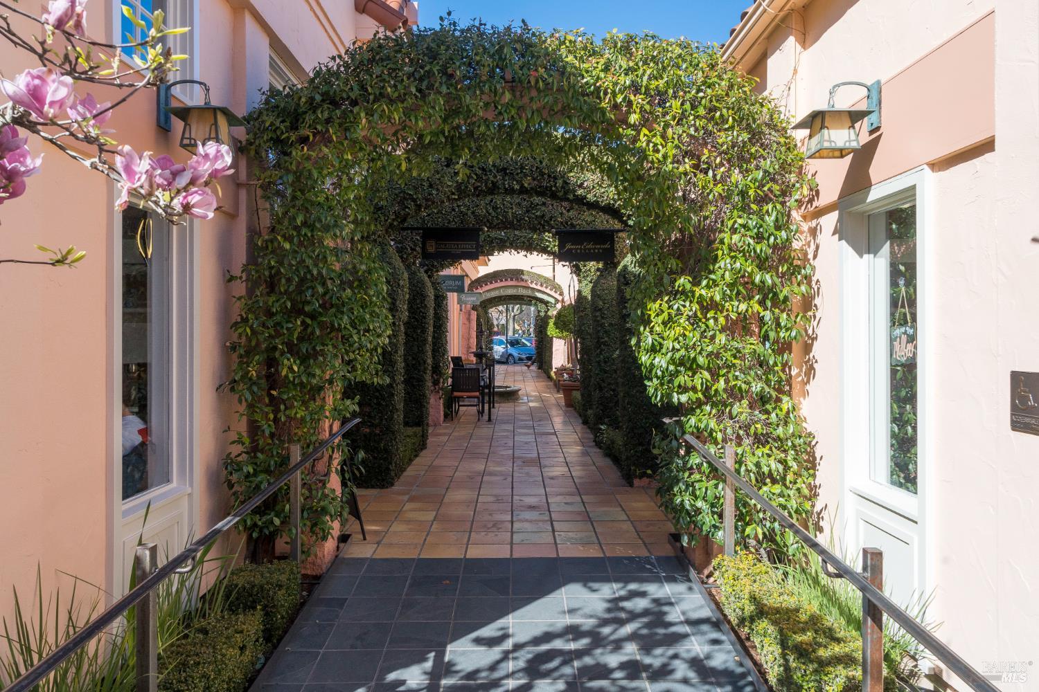 1366 Mission Drive