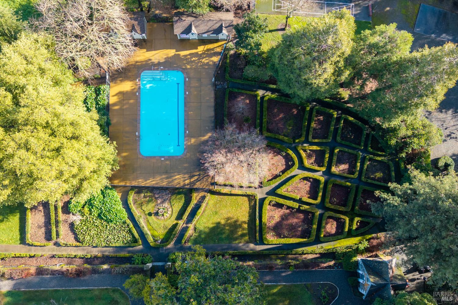 1366 Mission Drive