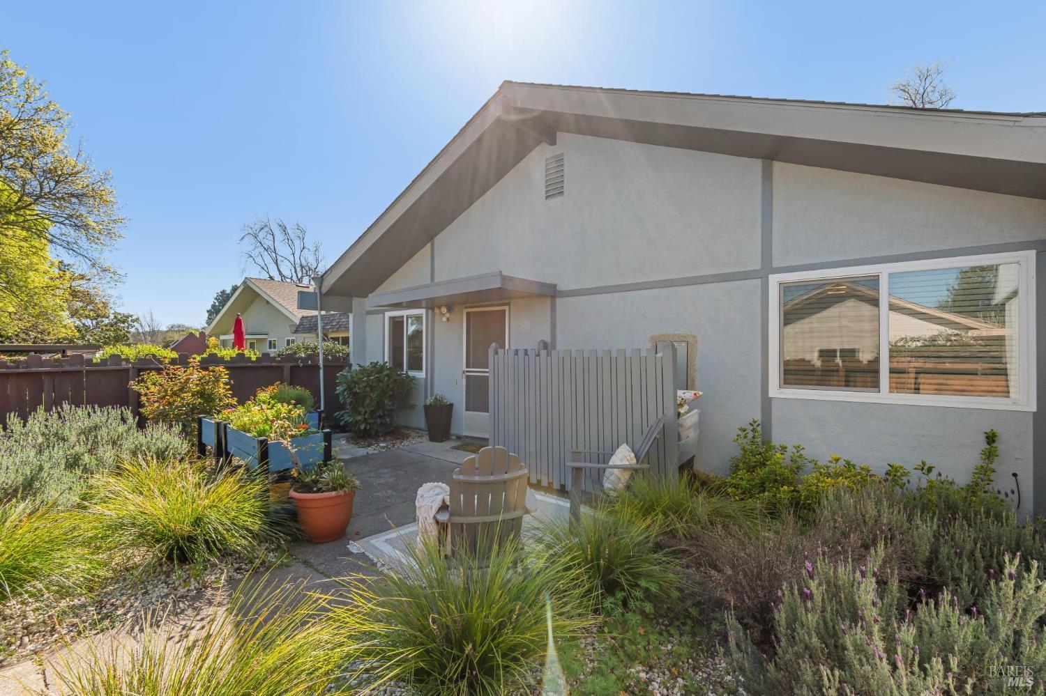 1366 Mission Drive