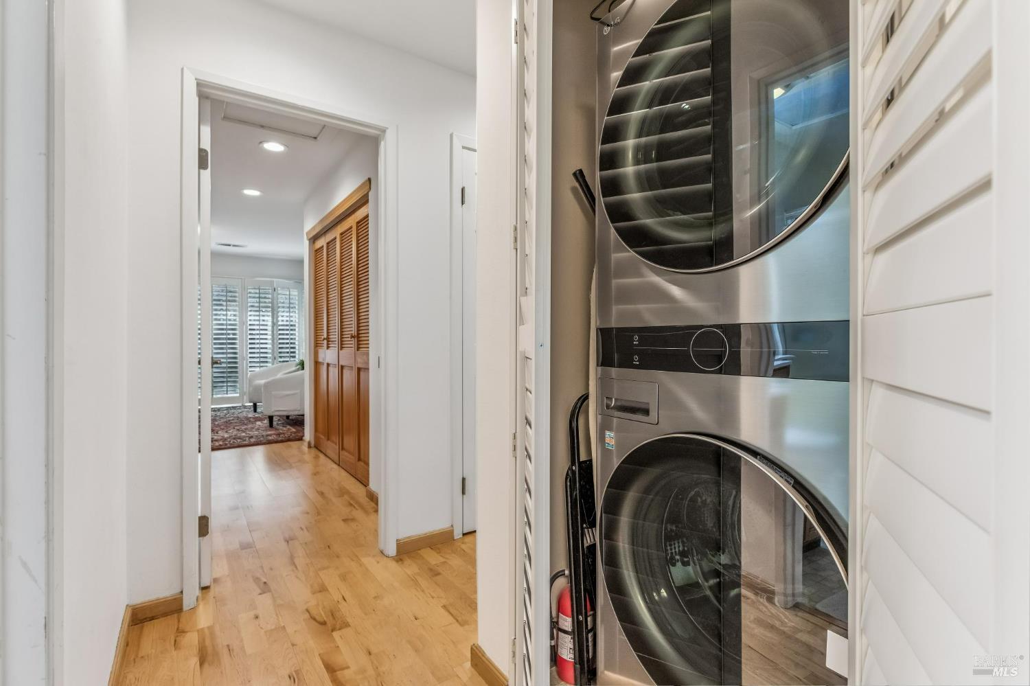 920 5th Street W Unit: #D