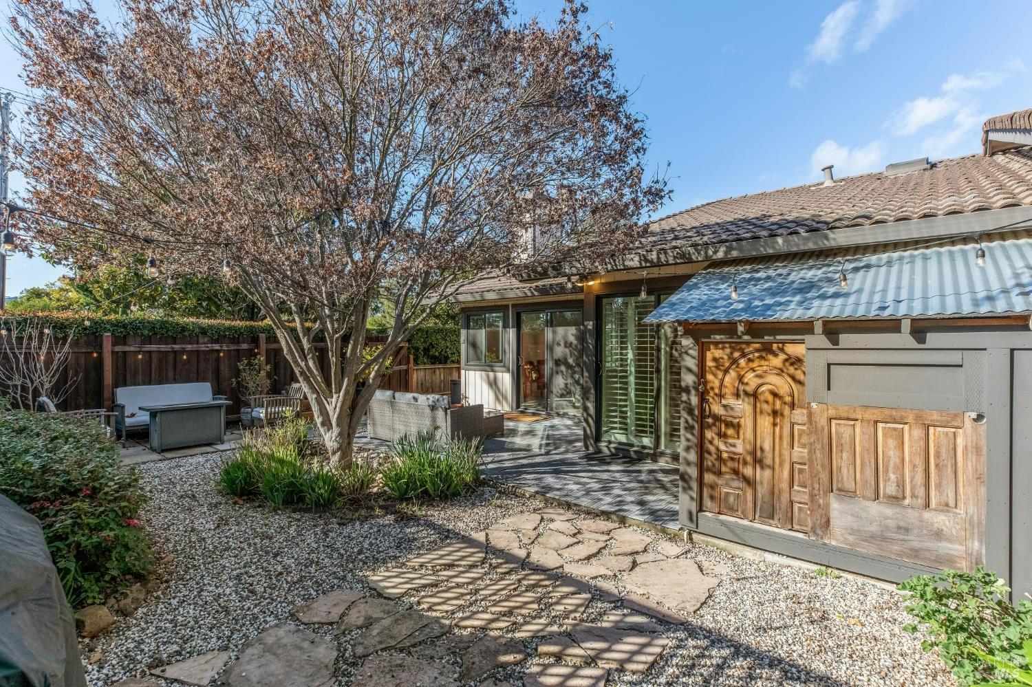 920 5th Street W Unit: #D
