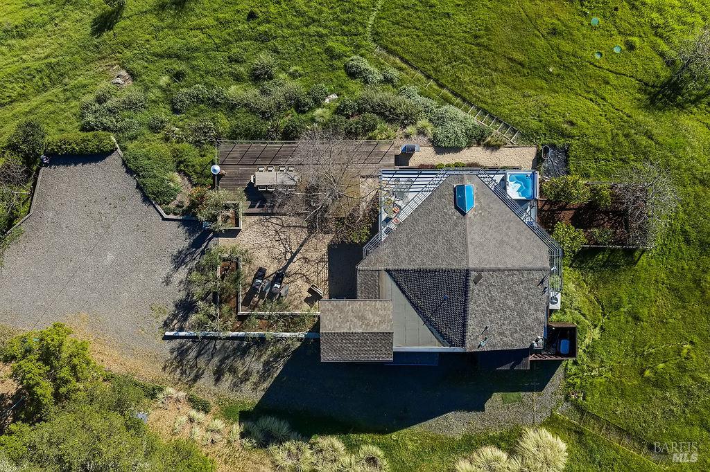 23121 Vineyard Road