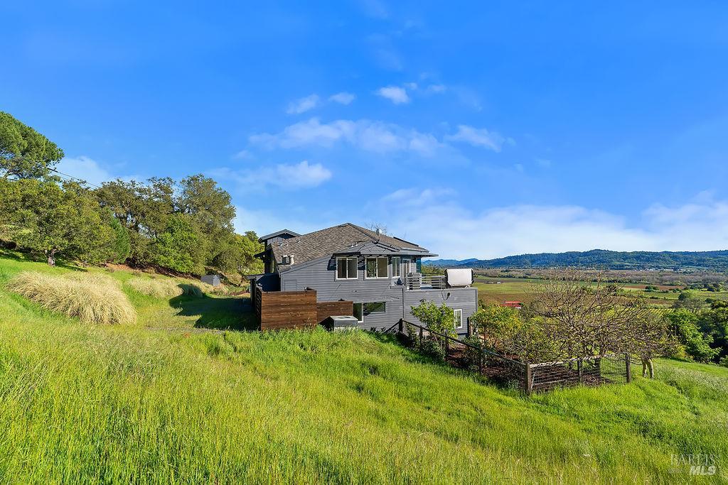 23121 Vineyard Road