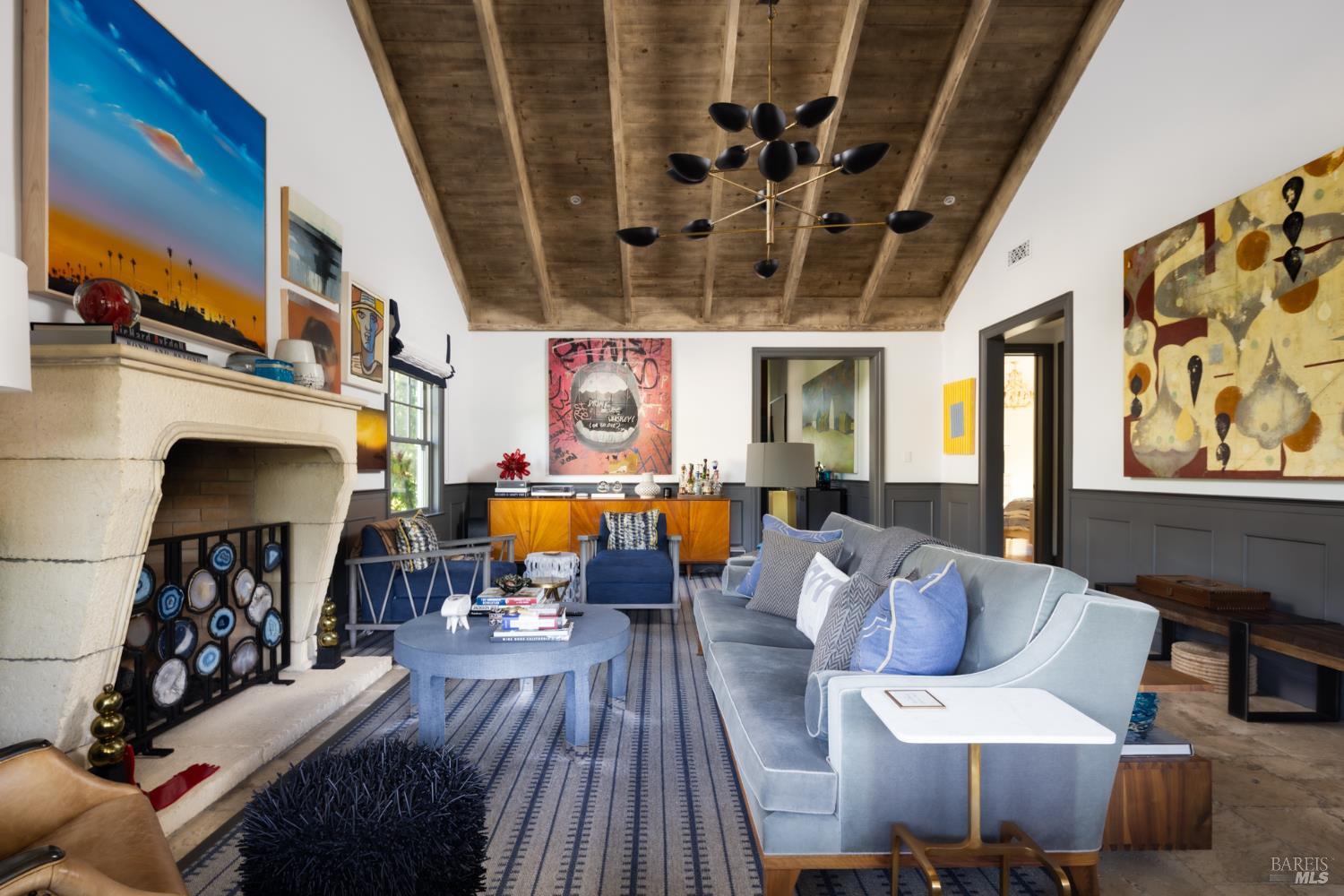 905 Charter Oak Avenue