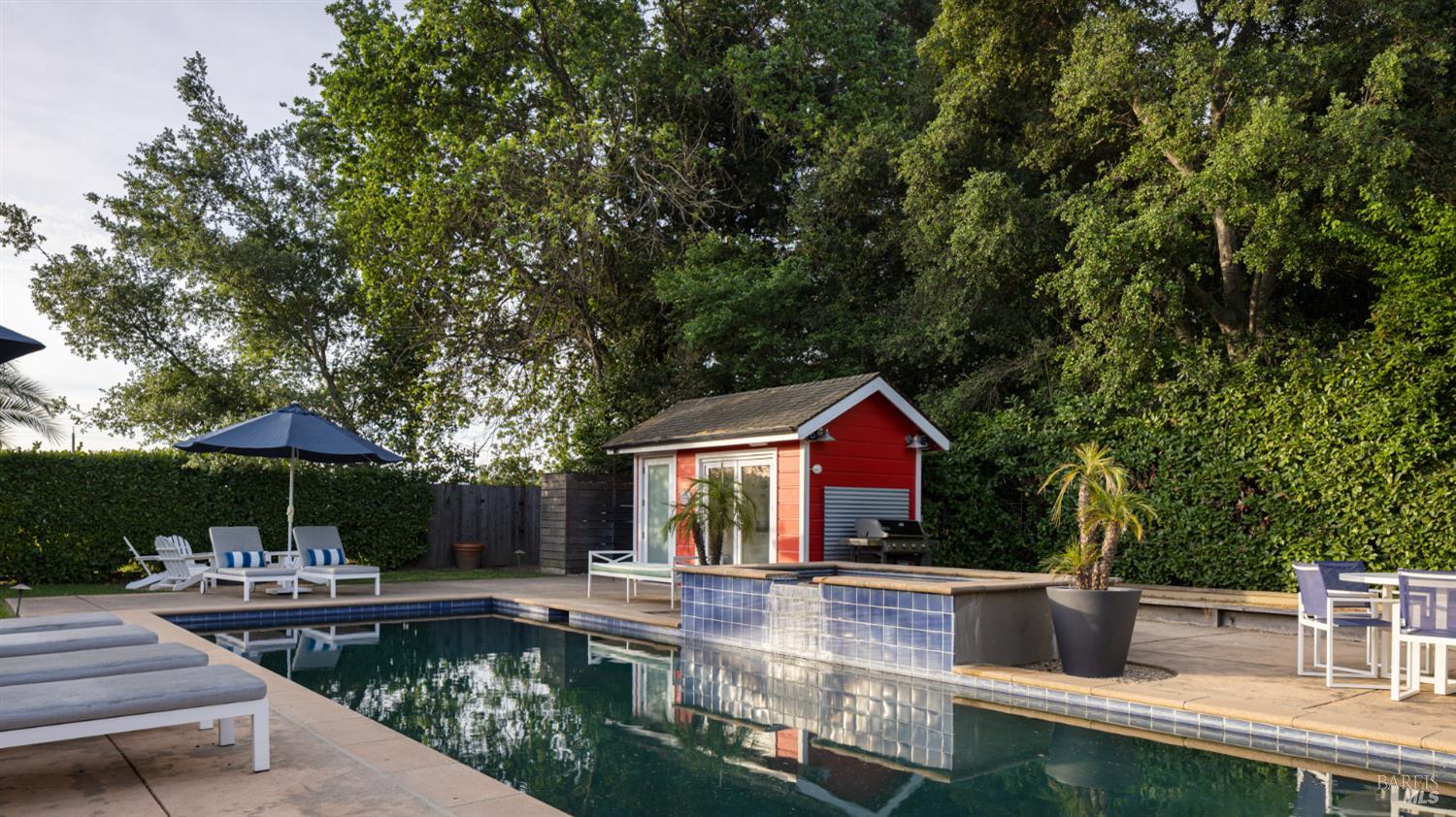 905 Charter Oak Avenue