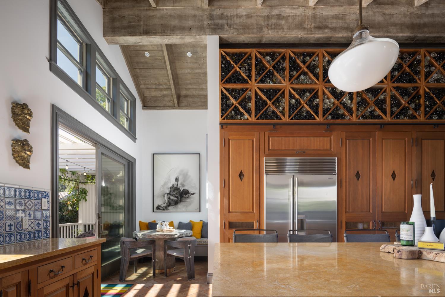 905 Charter Oak Avenue