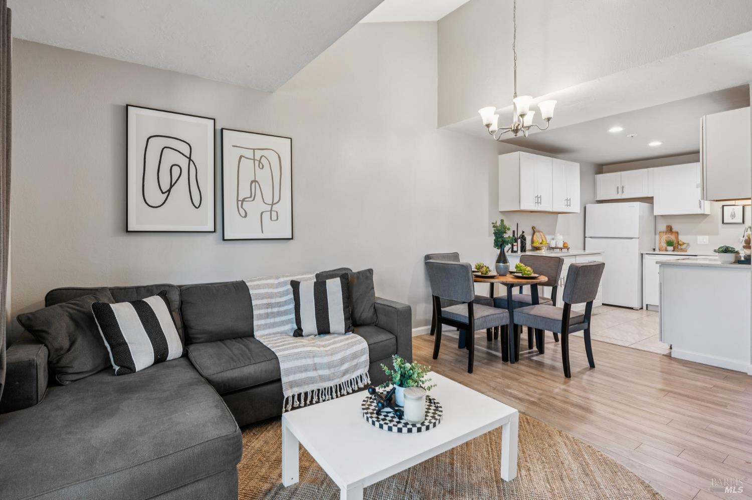 1453 Neotomas Avenue Unit: #304