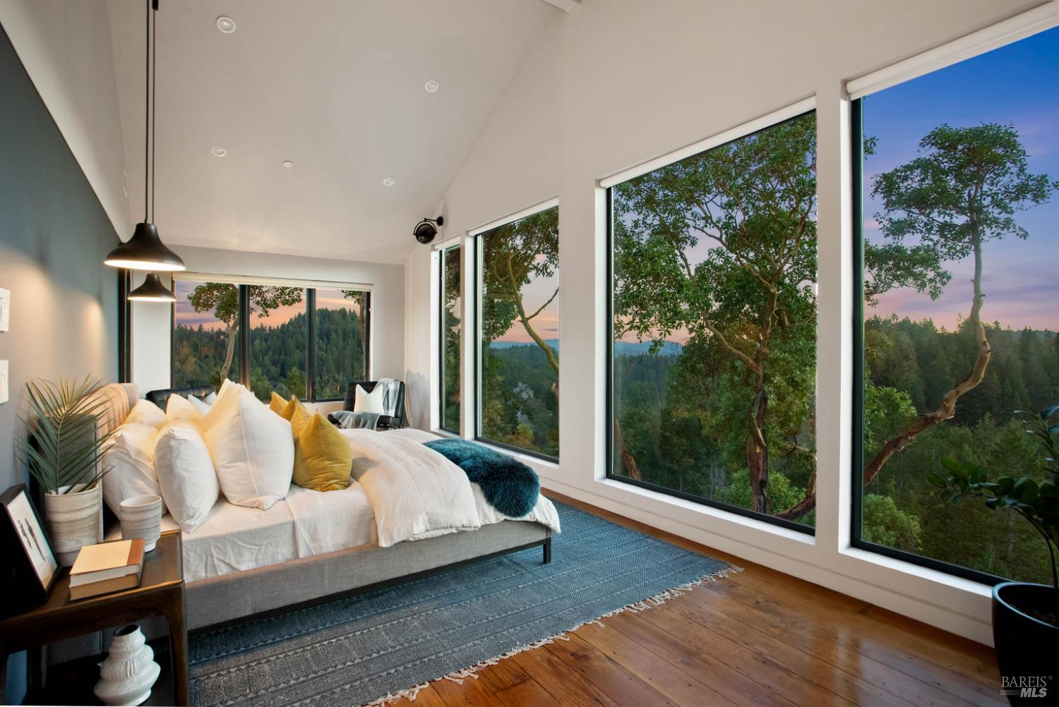 18200 Sweetwater Springs Road