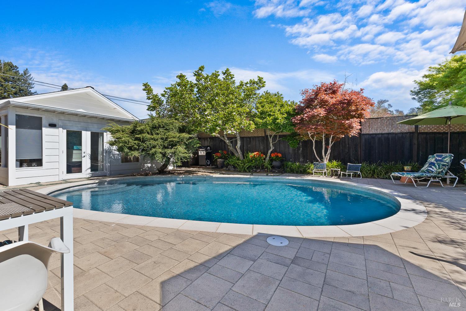 2126 Northwood Drive