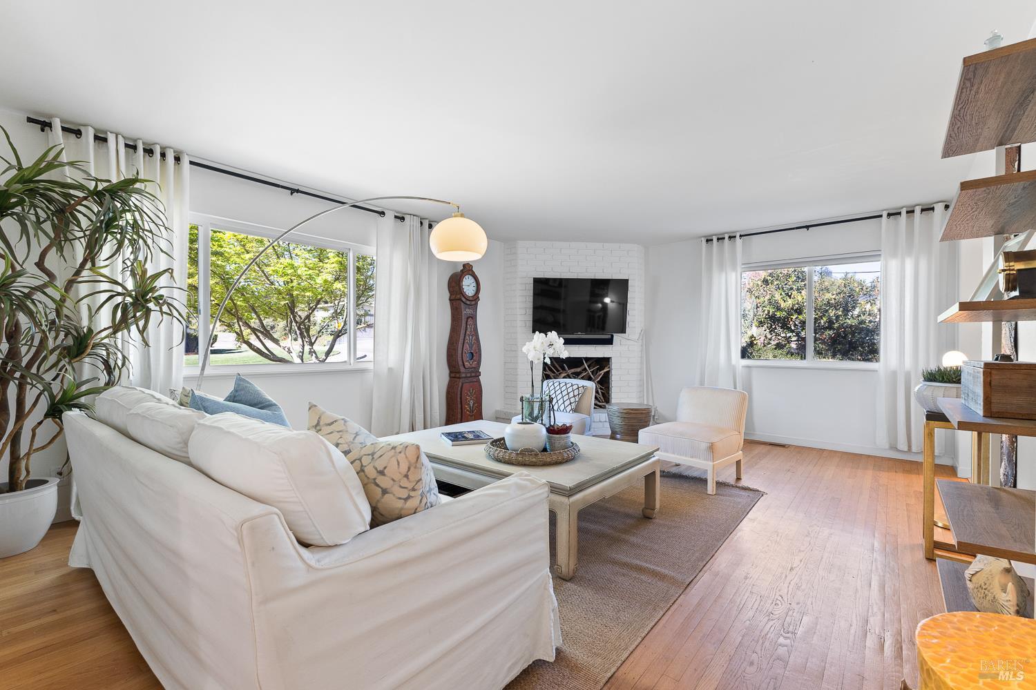 2126 Northwood Drive