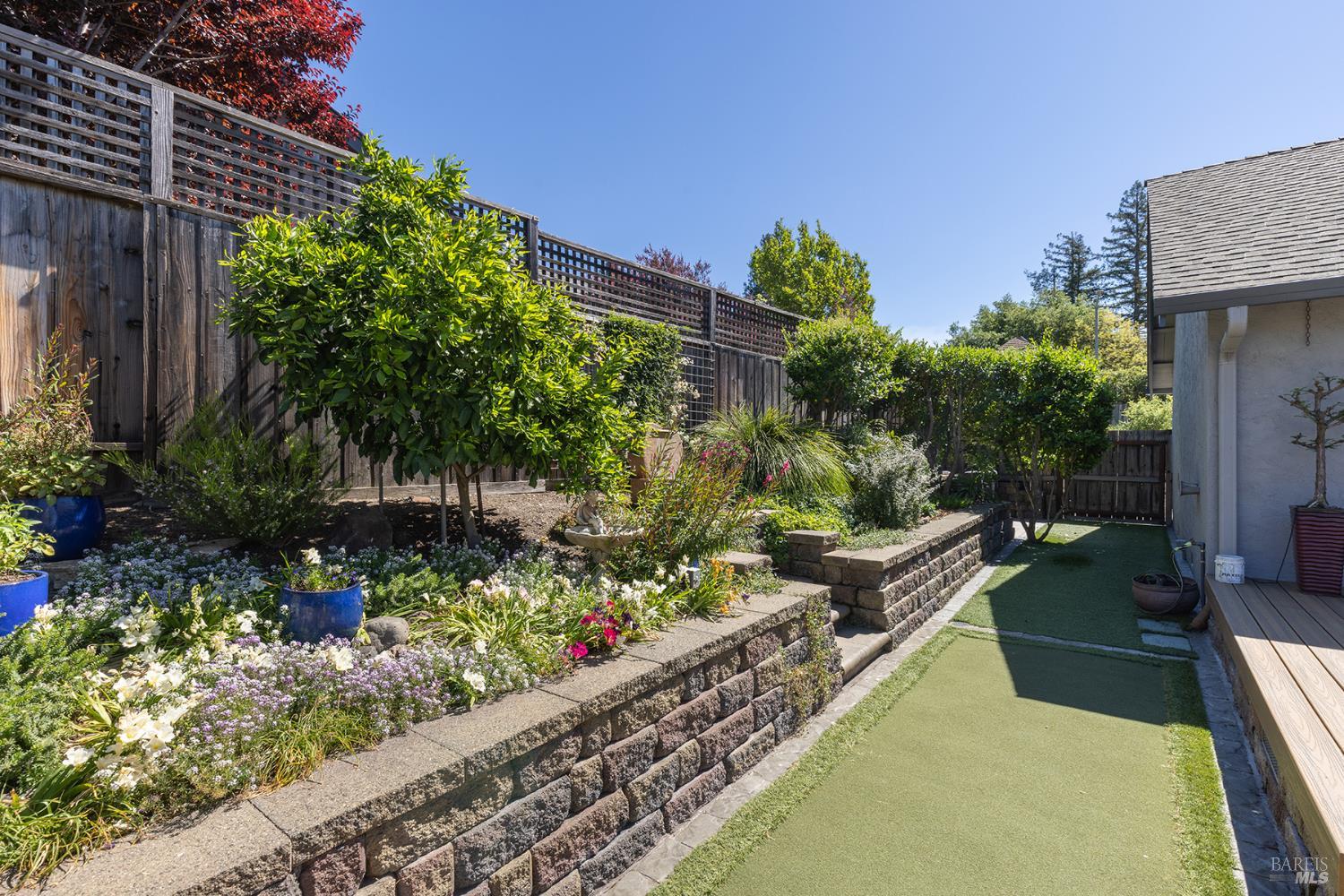 700 Montclair Drive