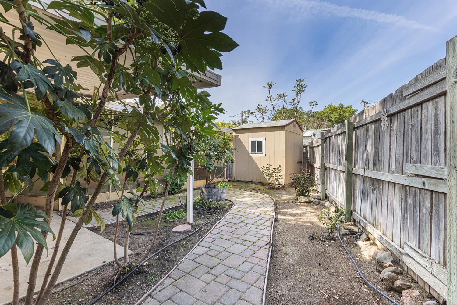 18090 Las Lomas Road