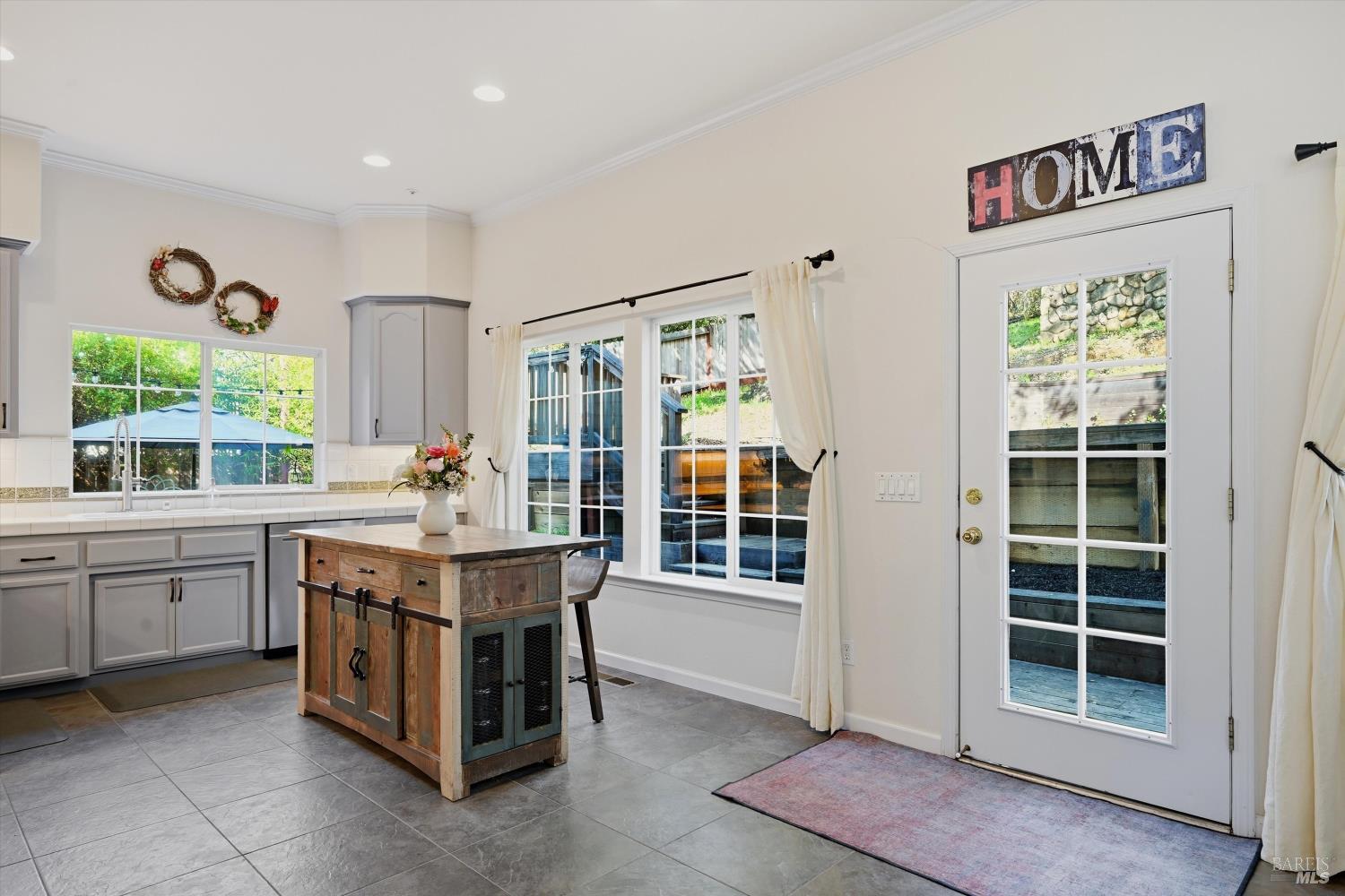 104 Village Oaks Court
