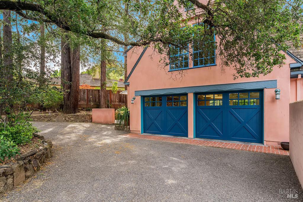 1212 N Fitch Mountain Road