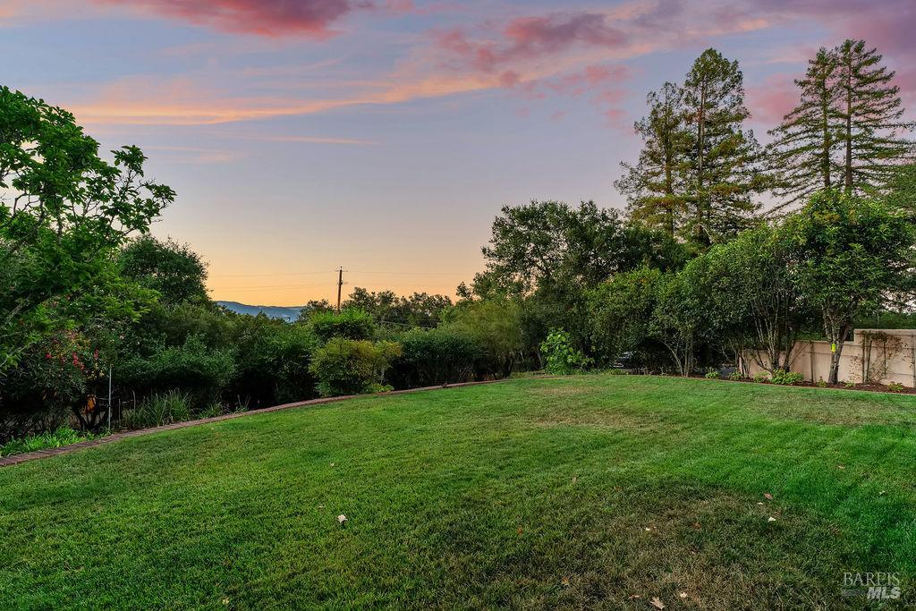 1212 N Fitch Mountain Road