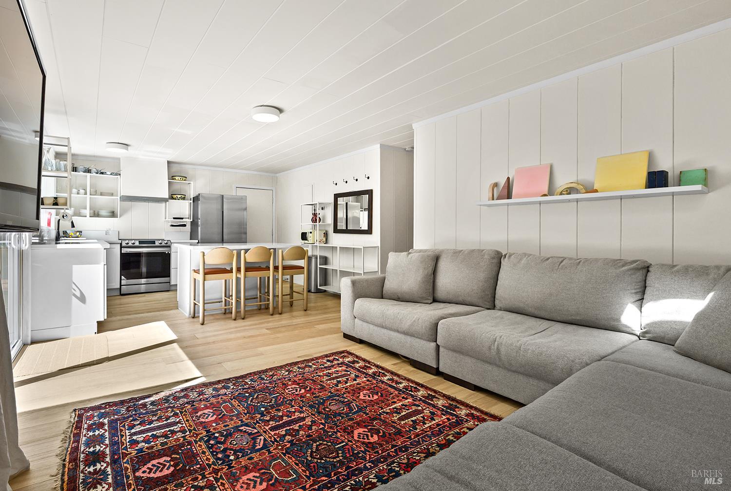14194 Lovers Lane