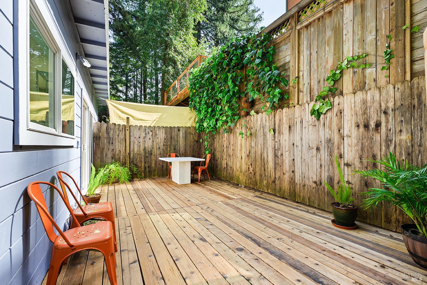14194 Lovers Lane