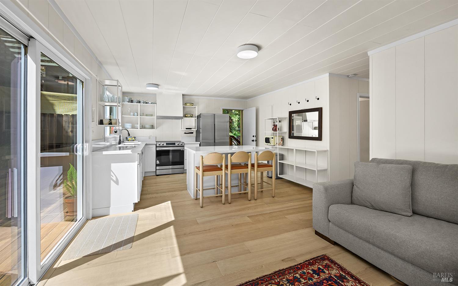 14194 Lovers Lane
