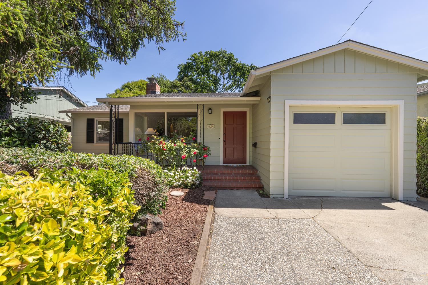 1828 Humboldt Street