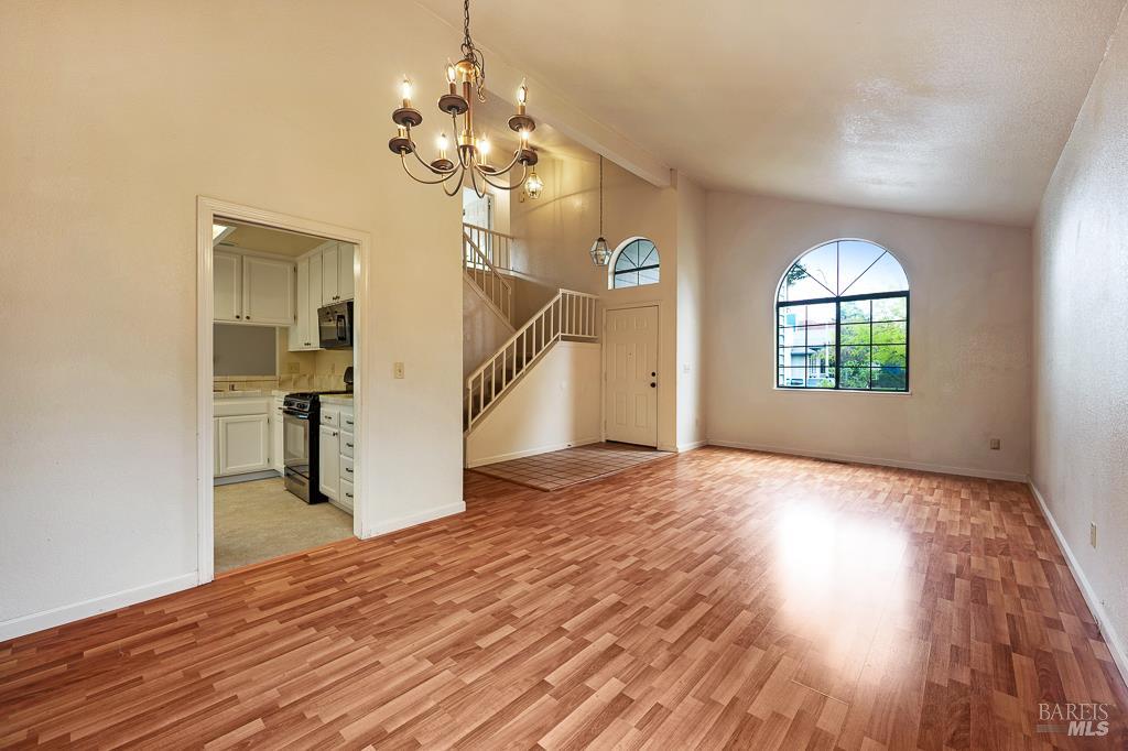 1924 Gambels Way