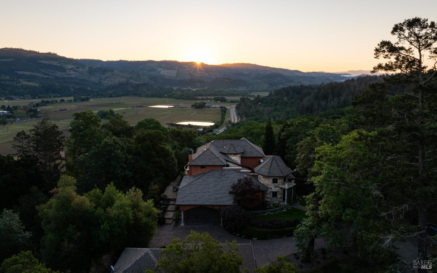 1312 Summit Drive