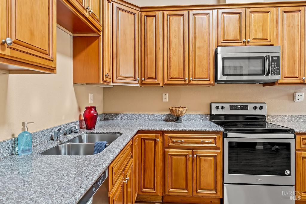 985 Doubles Drive Unit: #110