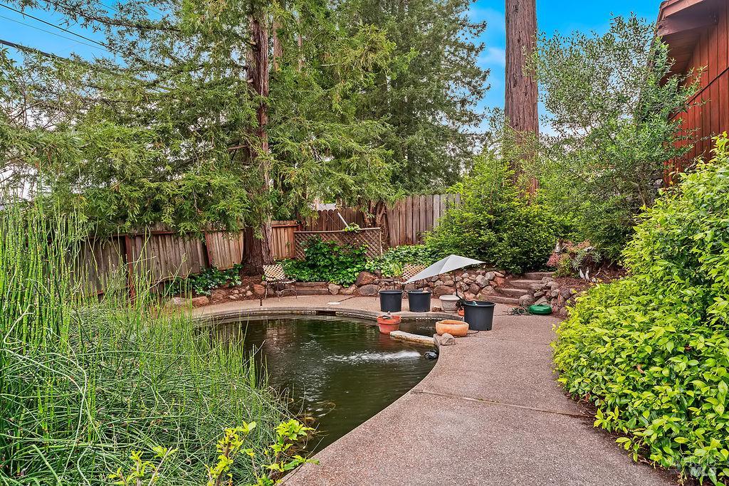 2425 Rancho Cabeza Drive